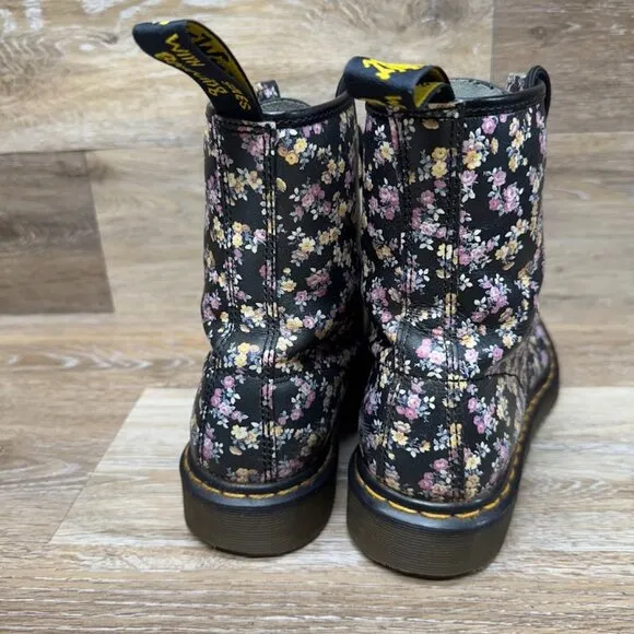 Dr. Martens 1460 Floral Print Combat Boots Women's Size 9 slight toe wear