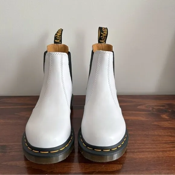 Dr. Martens 2976 Chelsea Boot Size 5