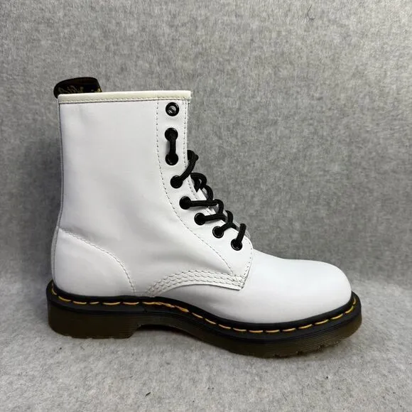 Dr. Martens Boots Womens 7 White Lace Up Leather Combat Platform Docs 1460 NEW