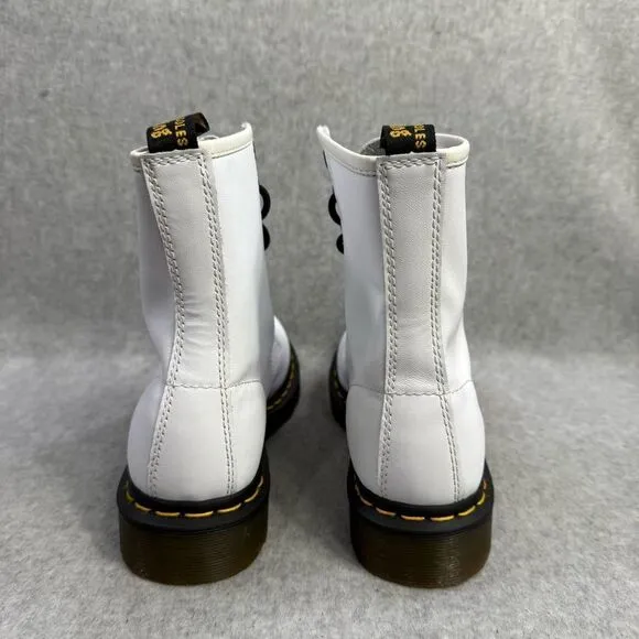 Dr. Martens Boots Womens 7 White Lace Up Leather Combat Platform Docs 1460 NEW
