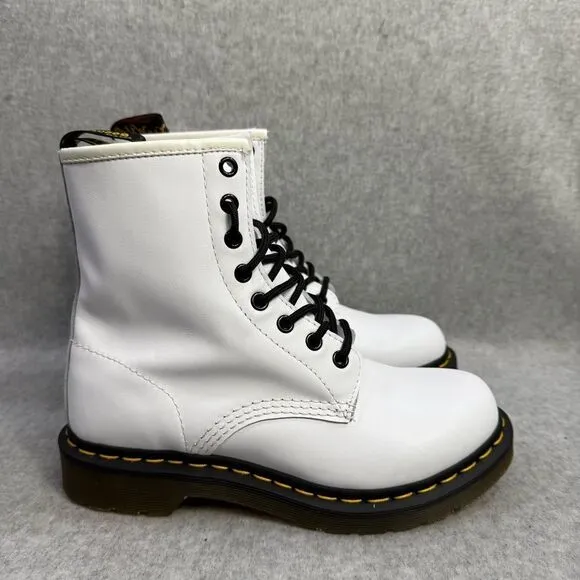 Dr. Martens Boots Womens 7 White Lace Up Leather Combat Platform Docs 1460 NEW