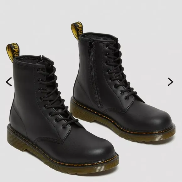 Dr. Martens INFANT 1460 SOFTY T LEATHER LACE UP BOOTS Black Leather Boots Sz 9