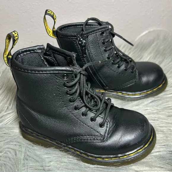 Dr. Martens INFANT 1460 SOFTY T LEATHER LACE UP BOOTS Black Leather Boots Sz 9