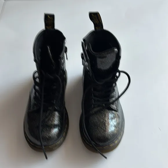 Dr. Martens Kids Fashion Boot