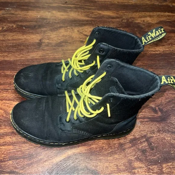 Dr. Martens Men's Combs Nylon Combat Boot Size 10M Black