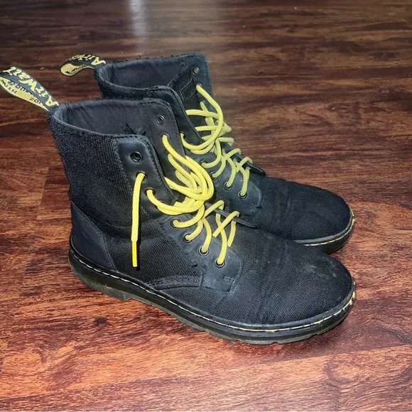 Dr. Martens Men's Combs Nylon Combat Boot Size 10M Black