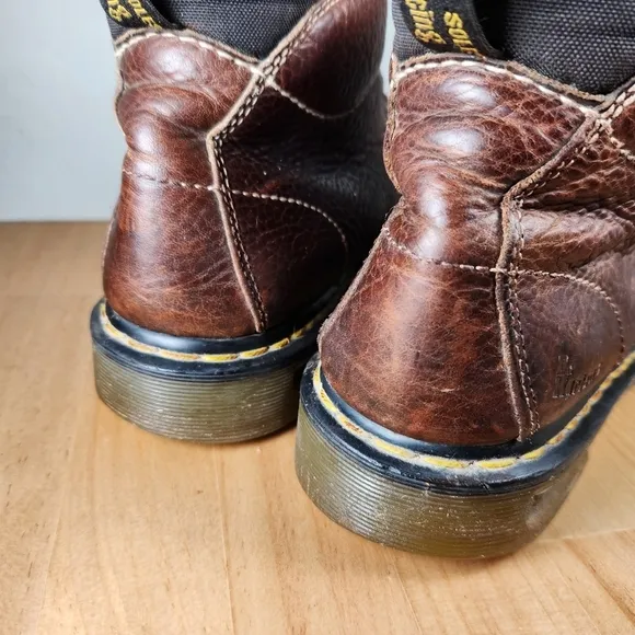 Dr. Martens Shoes Men's 10 Brown Air Wair Leather 11410 Work Boots 7 Eyelets