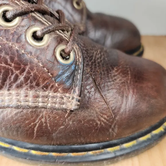 Dr. Martens Shoes Men's 10 Brown Air Wair Leather 11410 Work Boots 7 Eyelets
