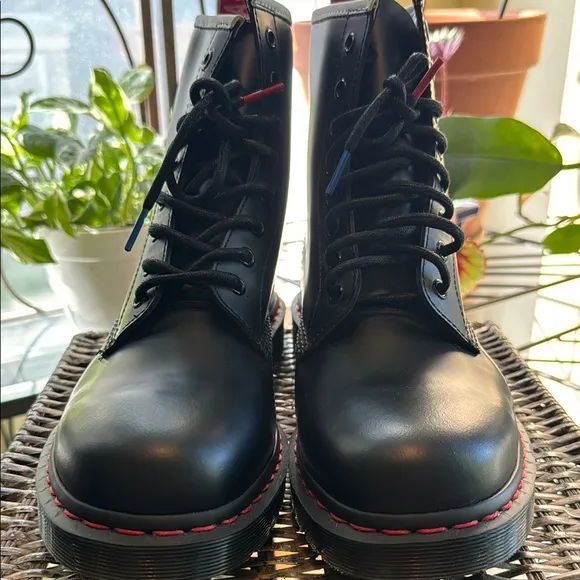 DR. MARTENS THE WHO 1460 MEN’S BOOTS SIZE 11 NEW