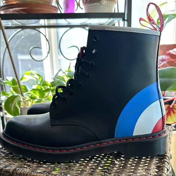 DR. MARTENS THE WHO 1460 MEN’S BOOTS SIZE 11 NEW