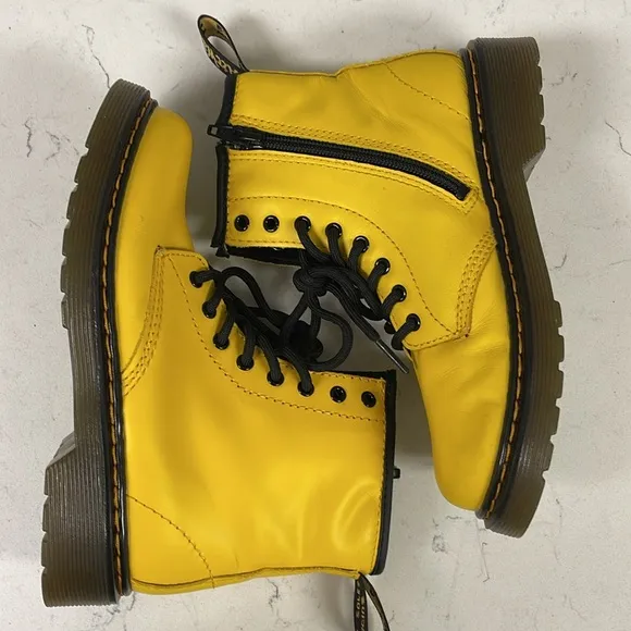 Dr. Martens YOUTH 1460 LEATHER LACE UP BOOTS Yellow Size 2