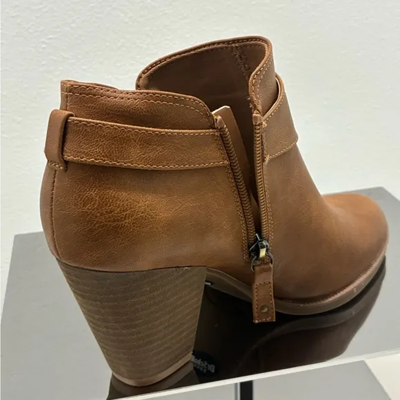 Dr. Scholl's Kickstart WesternBooties Women's Brown StackedBlock Heel ZPO756