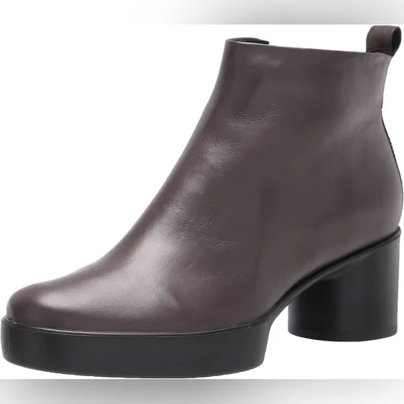 ECCO Shape Sculpted Motion 55 Boots purple size 10
