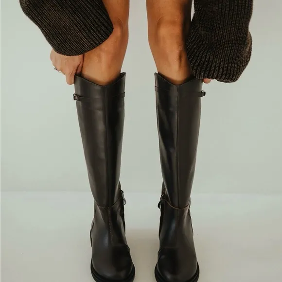 Elegant dark brown Knee-High Women's Boots