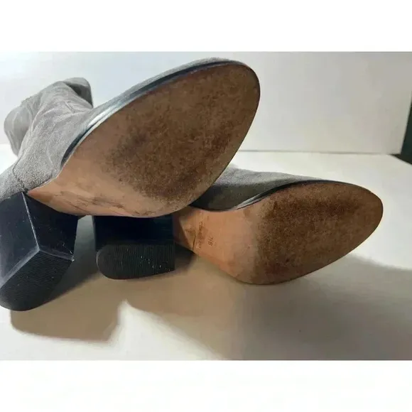 Elegant Gray Women's Boots