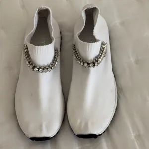 Elegant White Slip-On Women's Shoes