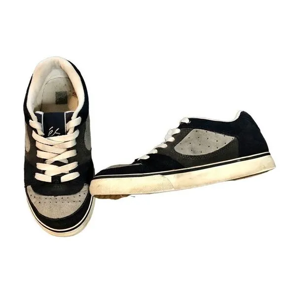 ES Boy’s Square One Boy’s Shoes Size 5