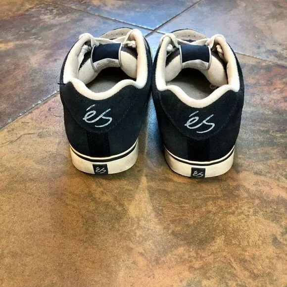 ES Boy’s Square One Boy’s Shoes Size 5