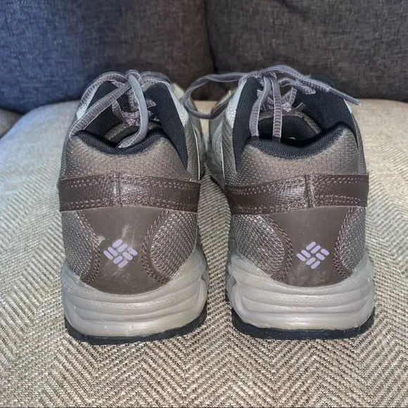 EUC Columbia Techlite Hiking Shoes Size 11.