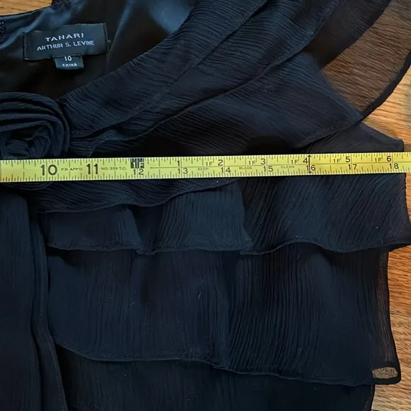 💃🏻EUC Tahari ASL💯Silk Little Black DressTiered Lined Flattering Slimming S:10
