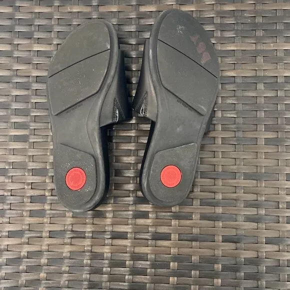 Fit flop sandals, women’s size 6