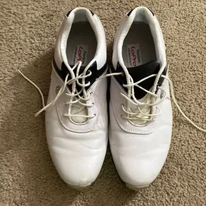FootJoy LoPro Collection Size 7 Golf Cleats