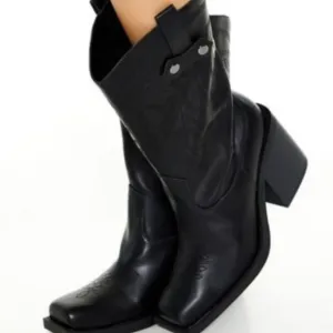 Forever 21 Women’s Square-Toe Cowboy Booties Black 6