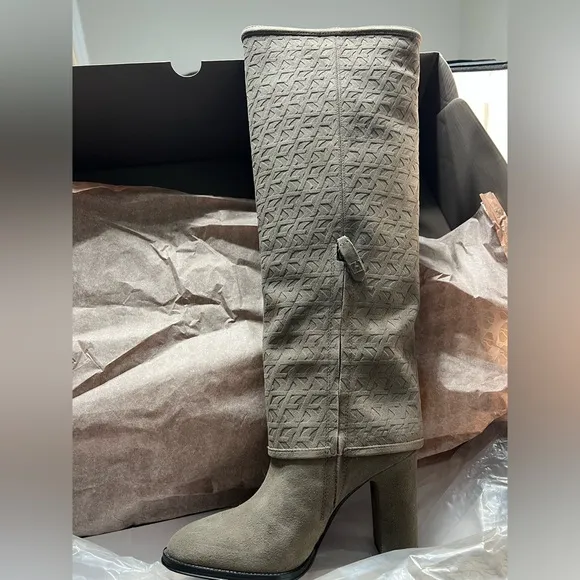 Franco Sarto Women’s Informa West Tall Heeled Boot Grey Suede 5.5 M NWT