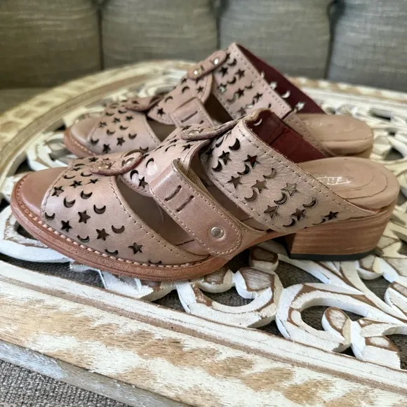 Freebird by Steven Moonstars Leather Sandals Shoes Women’s 7 NEW