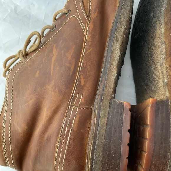 Frye Brown Leather Chukka Boots with Lace-Up Design Men’s 11