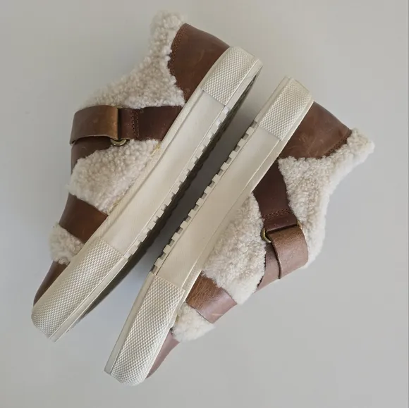 Frye Leather Shearling Gia Moto Low Shoes size 9