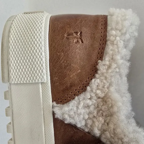 Frye Leather Shearling Gia Moto Low Shoes size 9