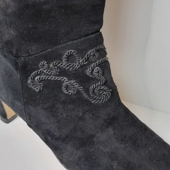 Gloria Vanderbilt Suede Knee High Embroidered Heeled Boots 7.5 BIN1