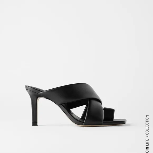 GORGEOUS ZARA NWT Padded Heeled Leather Sandals