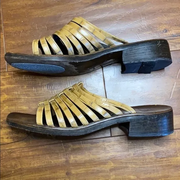 Handmade Joan &amp; David Italian‎ strappy sandals