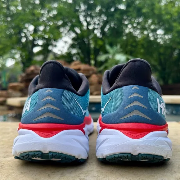 Hoka One One Clifton 8 Real Teal Aquarelle - Size 11D Men’s (1119393 RTAR)
