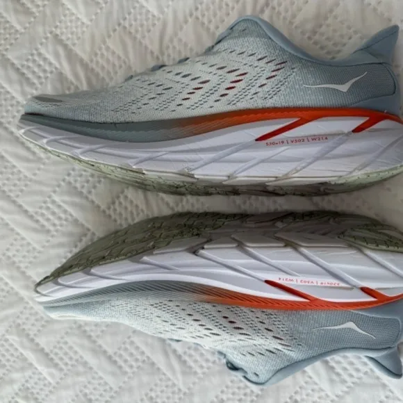 Hoka One One Clifton 8 Woman Size 10 Wide Running Shoes Walking Everyday Wear