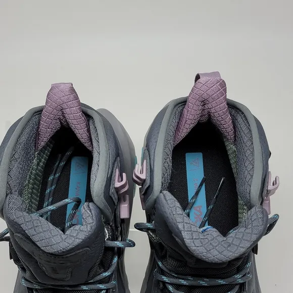 Hoka One One Kaha 2 GTX Hiking Shoes Womens Size 7B Blue Shade 1123156 BCBGR New