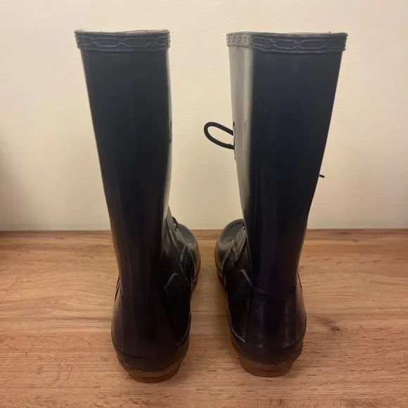 HUNTER Ackley Lace Front Rain Boots Size 8 Navy Blue Mid-Calf Waterproof Rubber