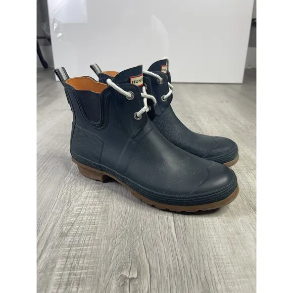 Hunter Women’s Matte Navy Sissinghurst Laced Boots Size 9 Hiking Outdoor Fall M