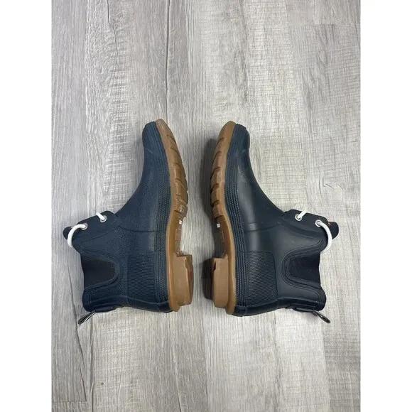 Hunter Women’s Matte Navy Sissinghurst Laced Boots Size 9 Hiking Outdoor Fall M