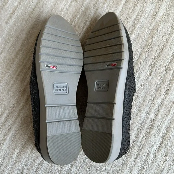 Johnston &amp; Murphy Shoes Johnston &amp; Murphy Penelope Loafer Gray Black Size 10