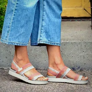 Keen Elle Backstrap Samdals Southwestern Print Elastic Stretch Band