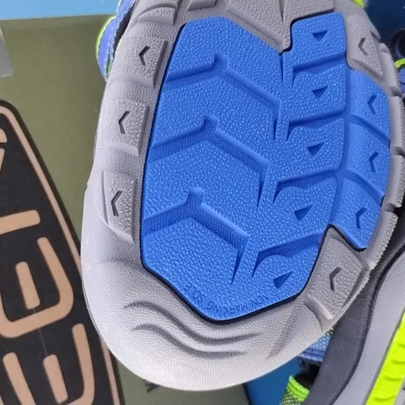 Keen H2 Newport REFLECTIVE Kids Size 5 Sandals Shoes Closed Toe Blue Green Used