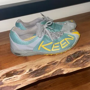 KEEN Hiking Shoes