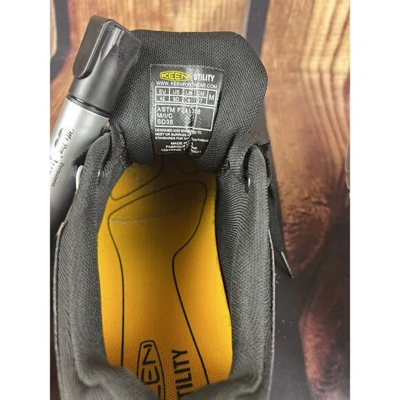 KEEN Utility Vista Energy ESD Carbon Toe Safety Work Shoes Men’s 9 D - Oil Slip