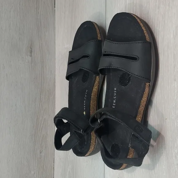 Keen Womens Ana Cortez Leather Hook&amp;loop Straps Sandals shoes sz 5.5