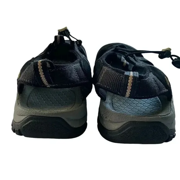 Keen Women’s Hiking Gorpcore Sandals Black WaterTrail Shoes Mesh Elastic 8.5