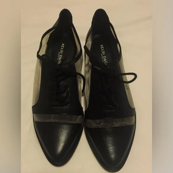 Kelsi Dagger Never Worn Shoes