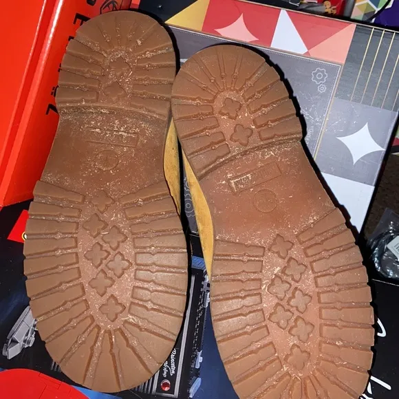 Kids size 2 classic style Timberlands great condition maybe worn 5-6 times